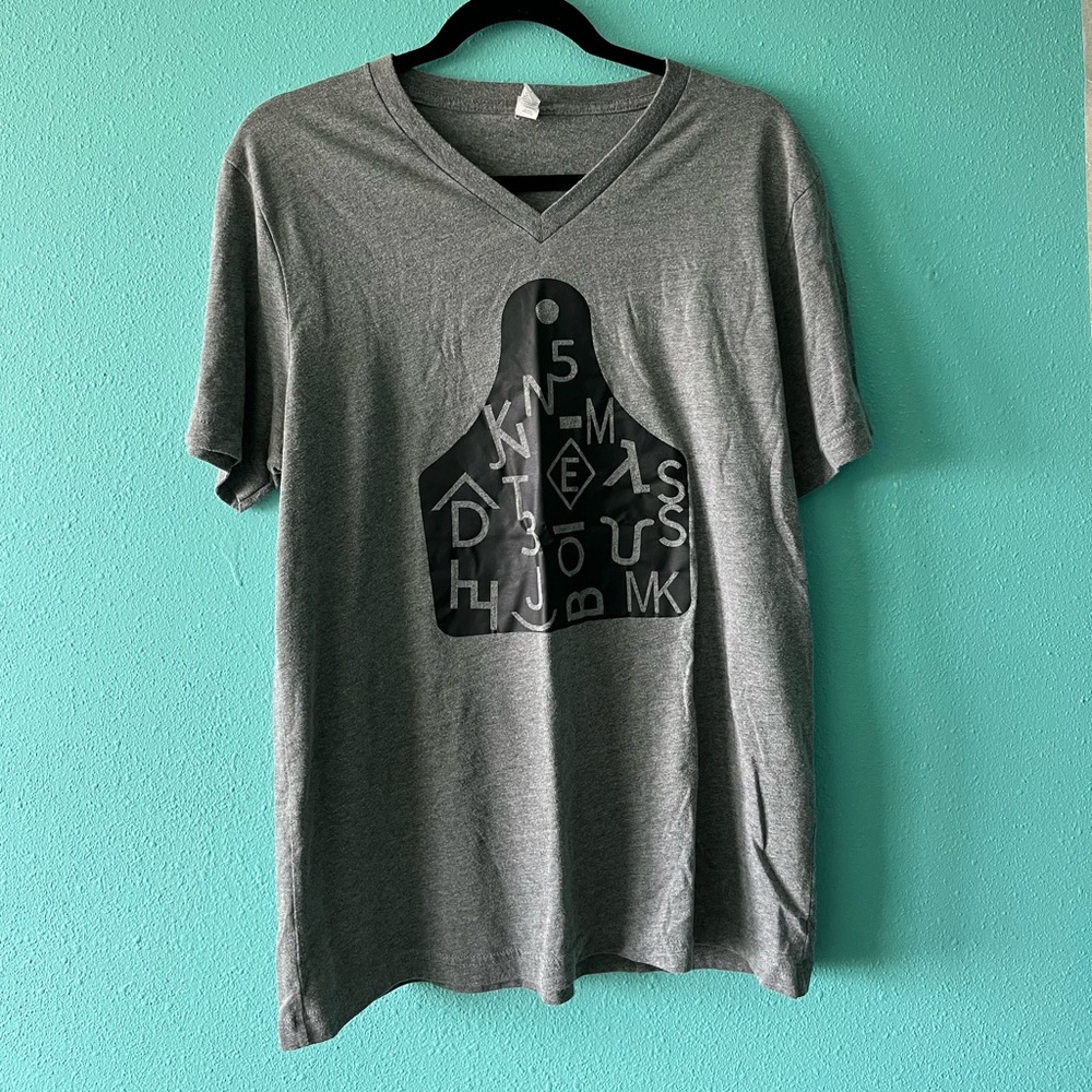 Large Branded Ear tag t-shirt